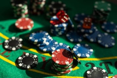 NetEnt slot game interface showing reels, bet controls, and win calculation on ligautama platform